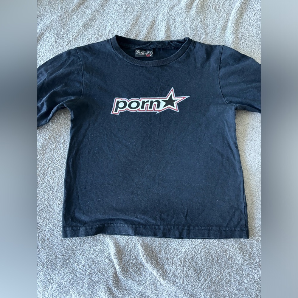 RARE 2000s graphic tee